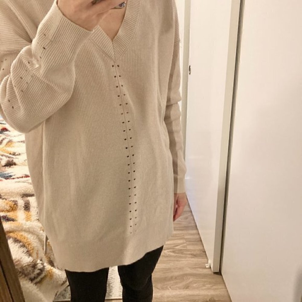 Topshop Wool Blend Taupe Ribbed V-Neck Sweater Size 8 - Picture 3 of 9